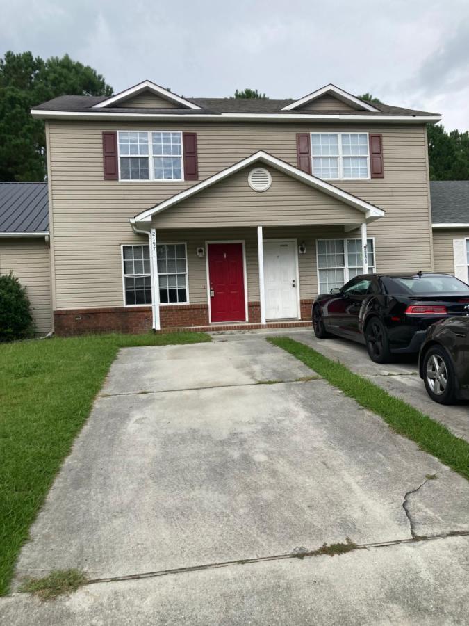Luxury Townhome Jacksonville, Nc Exterior photo